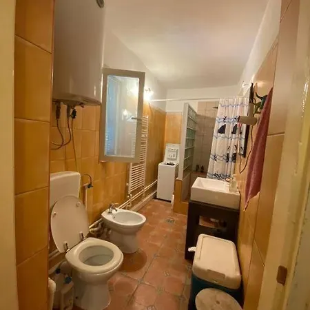 Maison De